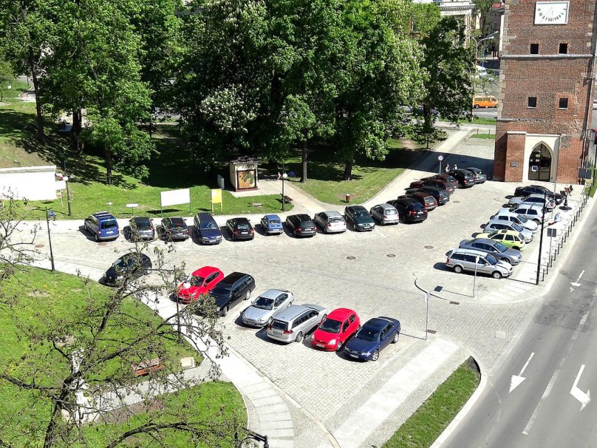 Parking przy Zamku