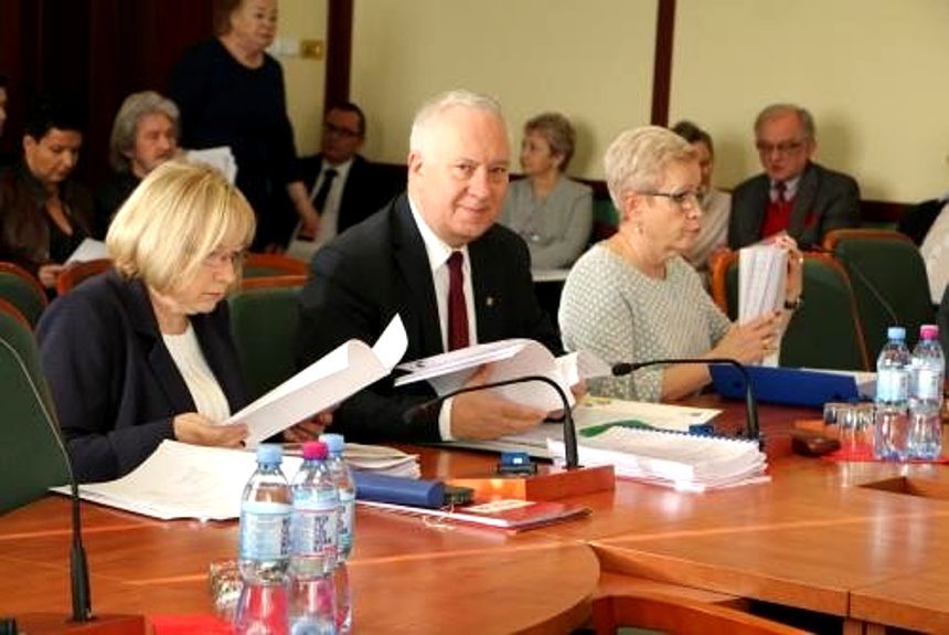 sesja-rady-miejskiej