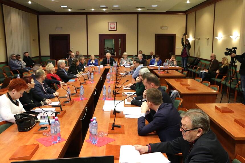 Radni spotkali się z Prezydentem. Czy 12 stycznia Legnica będzie mieć budżet?