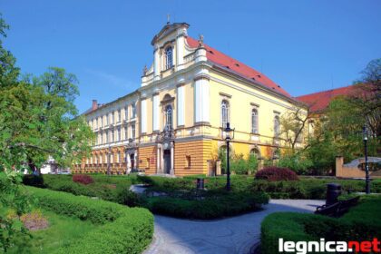 1-liceum-legnica