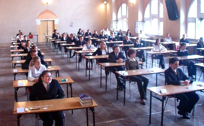 Matury w Legnicy rozpoczęte. Na początek język polski