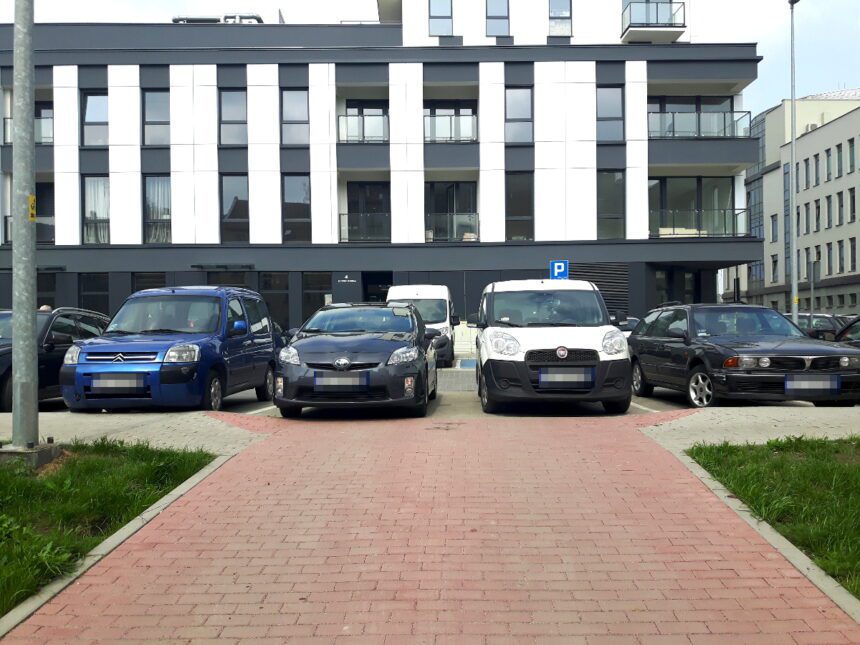Na ul. Złotego Florena posypały się mandaty
