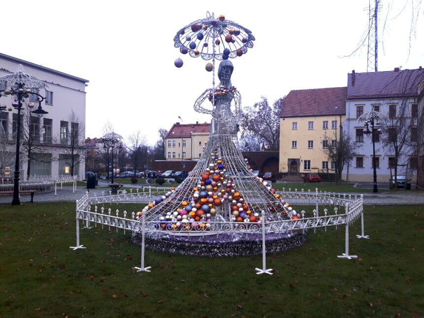 W piątek w Legnicy rozbłysną świąteczne iluminacje
