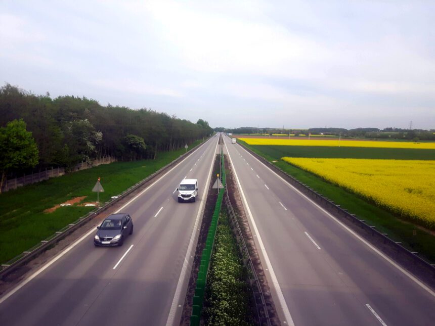 Bezpiecznie na wakacje. Lista utrudnień na dolnośląskich drogach