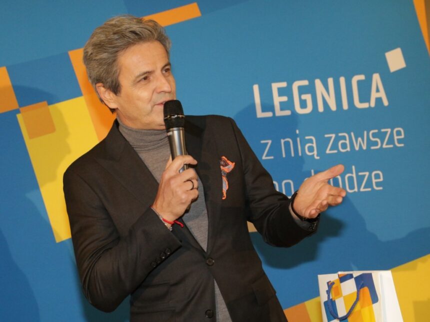 Legniczanie legniczankom. Piotr Polk gwiazdą spotkania