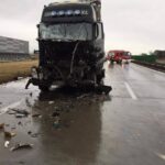 A4 zakorkowana. Zderzenie trzech ciężarówek
