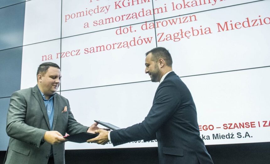 KGHM przekazał dotacje samorządom Zagłębia Miedziowego