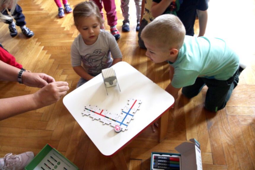Kodowanie i robotyka w przedszkolu? W Legnicy to możliwe