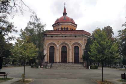 Kaplica na cmentarzu komunalnym w Legnicy