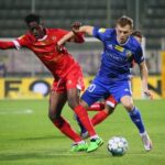 Szczęśliwy (tylko) remis Miedzi z Widzewem