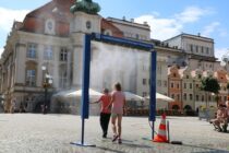 Kurtyny wodne z legnickich wodociągów ochłodzą nas podczas upałów