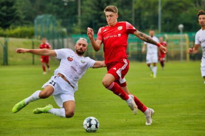 Fortuna 1 Liga. Miedziowe derby na koniec rundy