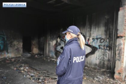 Policja apeluje: Twój telefon może uratować komuś życie