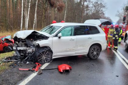 Wypadek na drodze krajowej nr 36 w Lisowicach. Jedna osoba nie żyje