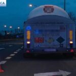 Kierowca cysterny uratowany przez policjantów legnickiej drogówki