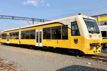 Dwa Kolzamy SA109 z taboru Kolei Dolnośląskich przejdą modernizację