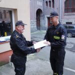 Szef MSWiA podziękował legnickim strażakom z udział w misji gaszenia pożarów we Francji