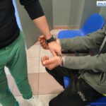 Amator słodkości ukradł 57 czekolad. Teraz słono za to zapłaci