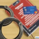 Wyrodny wnuczek systematycznie okradał swoją babcię