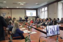 Trwa sesja Rady Miejskiej. Radni zdecydują m. in. o podwyżce za śmieci