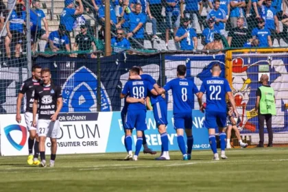 Ruch Chorzów na łopatkach! Pewne zwycięstwo Miedzi