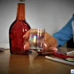 "Opiekowała się" 4-letnią córką. Wydmuchała 3 promile alkoholu