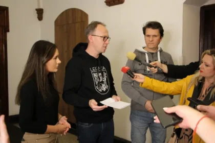 Poziom wody w Kaczawie znowu wzrasta. Prezydent uspokaja