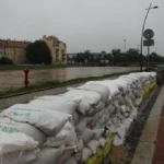 Woda w Kaczawie opadła o ponad pół metra. Najnowszy raport