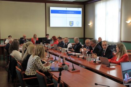 Legnica restrukturyzuje dług. Miasto oszczędzi 2 mln zł na pożyczkach