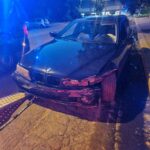 rozbite BMW na ulicy Chojnowskiej w Legnicy