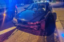 rozbite BMW na ulicy Chojnowskiej w Legnicy