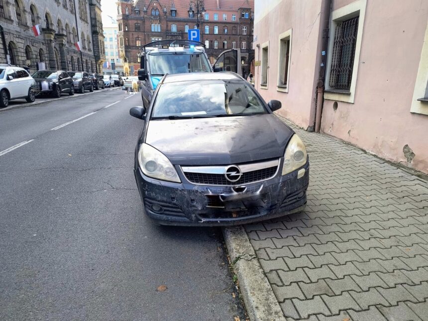 Zatrzymany przez policję w Legnicy: Kierował pod wpływem narkotyków i posiadał marihuanę