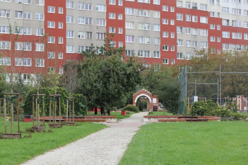 Skwer przy ul. Neptuna przejdzie metamorfozę. Legnicka firma zrealizuje projekt z LBO