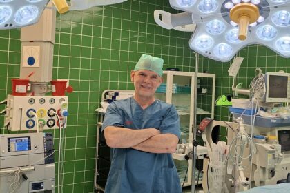 Prof. Tomasz Zatoński pokieruje laryngologią dziecięcą w legnickim szpitalu