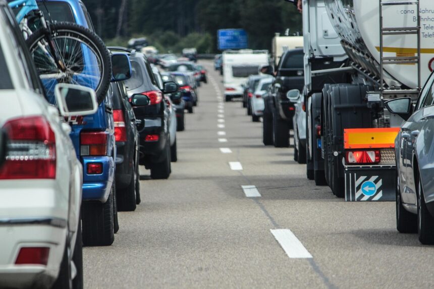 Zablokowana autostrada A4. Droga jest zablokowana