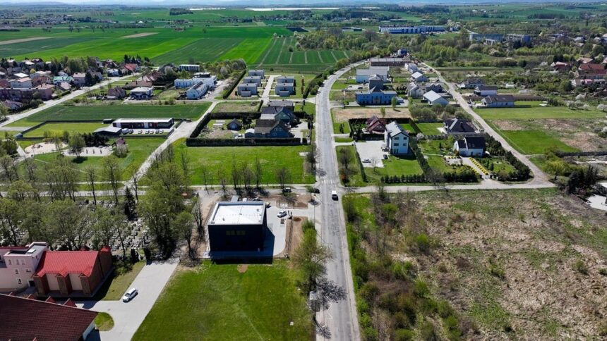 Firma POL-DRÓG S.A. wygrała przetarg na gruntowną przebudowę ul. Nowodworskiej aż do granicy Legnicy.
