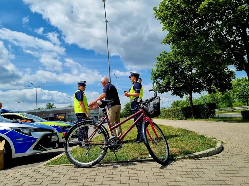 Akcja policji w Legnicy. Posypały się mandaty dla cyklistów
