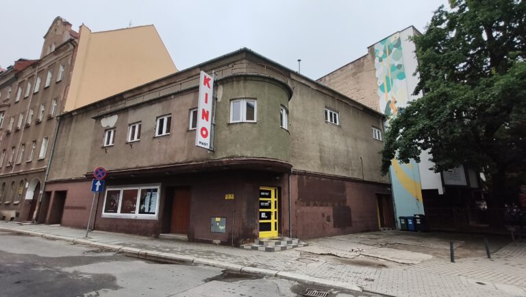 Kino Piast w Legnicy