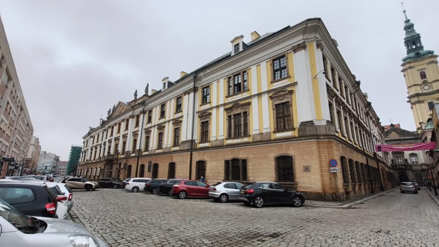 Akademia Rycerska w Legnicy - Legnickie Centrum Kultury