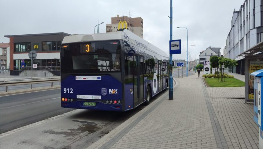Autobus MPK Legnica