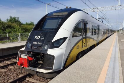 Pociąg Kolei Dolnośląskich - KD Premium Nadmorski