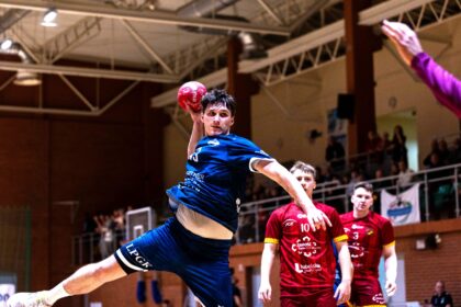 Adrian Dorsz zostaje w Siódemce Miedź Legnica