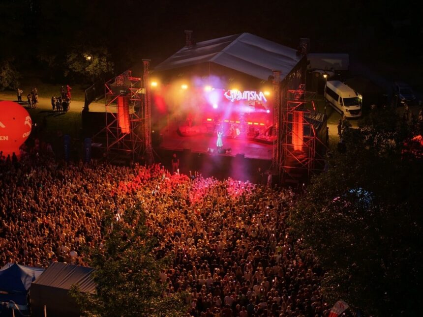 Koncert w ramach Dni Legnicy na Polanie Angielskiej w Parku Miejskim