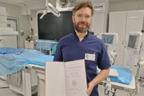 Doktor Mateusz Barycki z legnickiego szpitala
