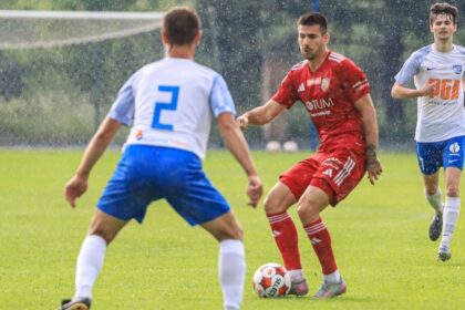 Miedź Legnica zagrała sparing z KS Łomnica