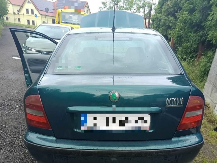 Szalony pościg na ulicach Legnicy. Uciekał Skodą przed drogówką, był pod wpływem narkotyków