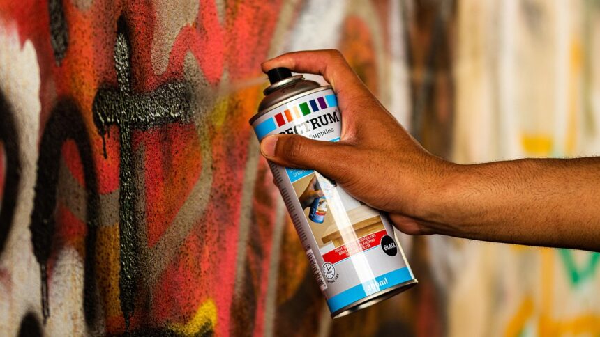 Farba w spraru - mural, graffiti