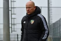 Janusz Niedźwiedź nominowany. Trener Miedzi walczy o nagrodę