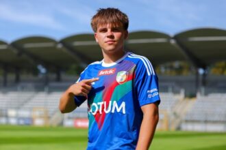 Oliwier Olewiński zamienił Legię na Miedź Legnica. Oficjalny transfer