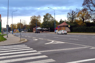 Cmentarz Komunalny w Legnicy przy ul. Wrocławskiej - główna brama